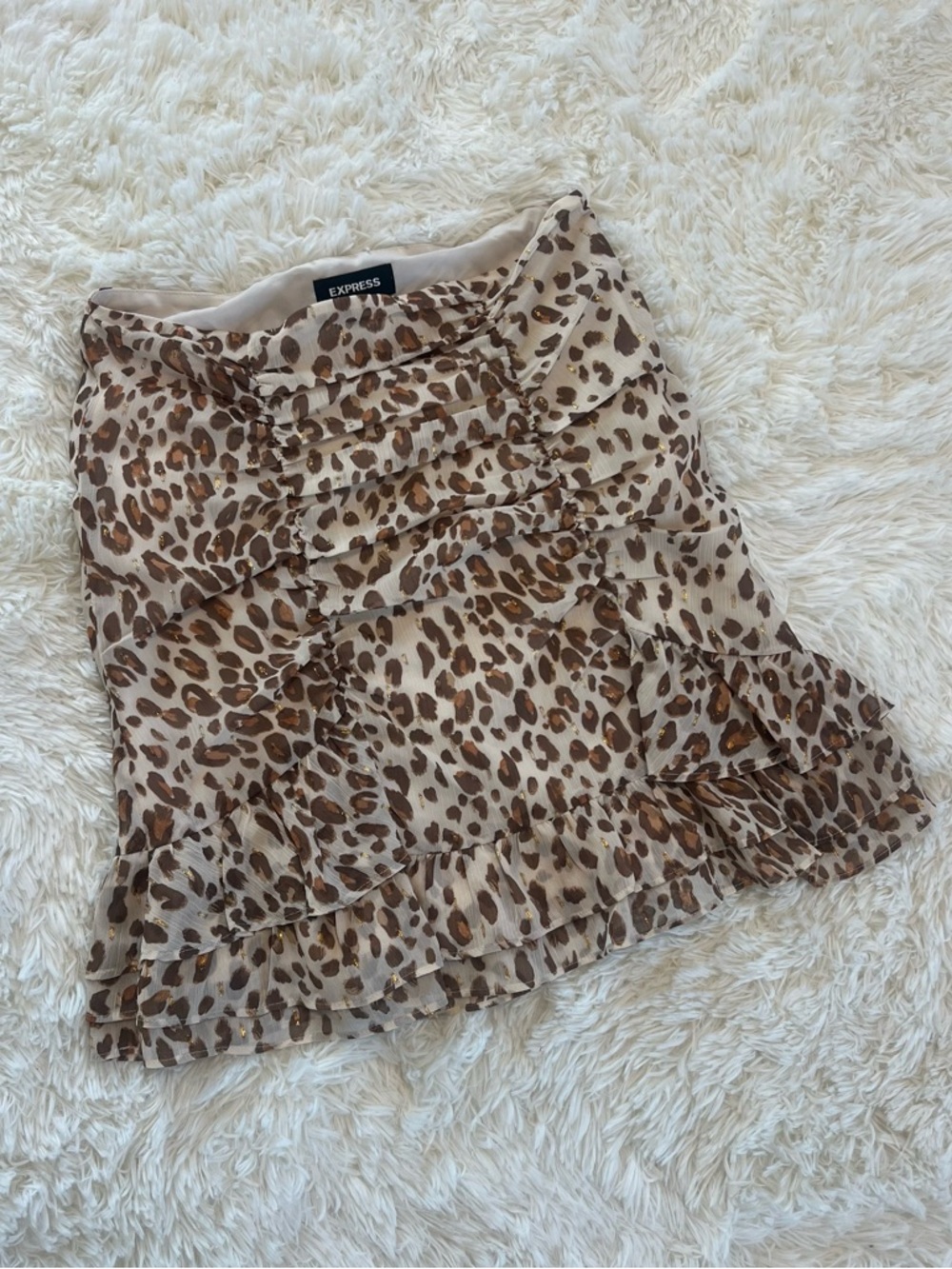 Express Ruched Mini Skirt - Picture 2 of 7
